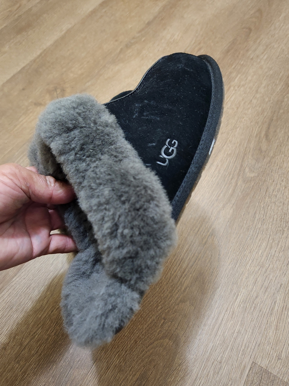 UGG Women's Black Suede Shearling Lined Slipper